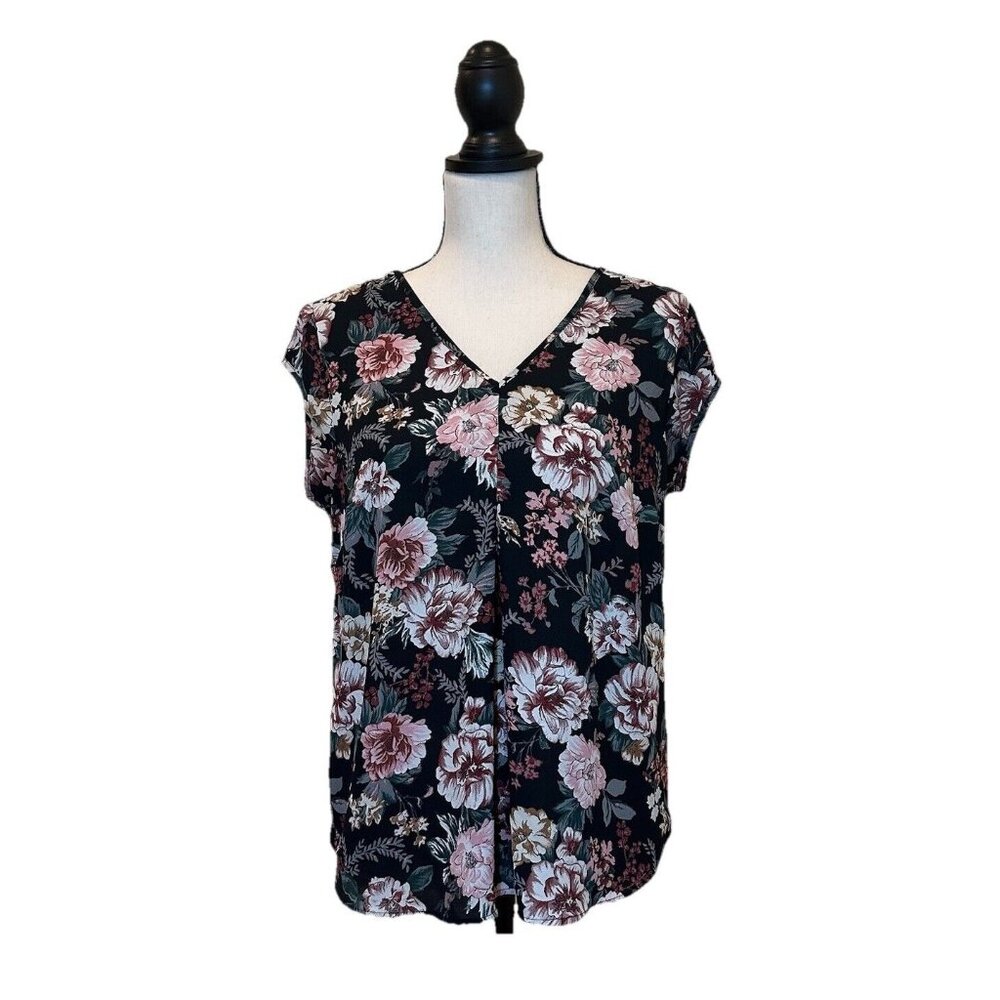 Halogen Top Women’s Medium Petite Black Floral Sleeveless Pink Flowers